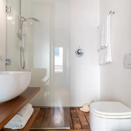 Terrazza Capellini 47 *