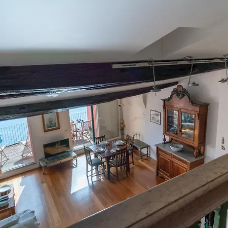 Terrazza Capellini 47 *