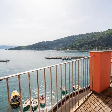 Terrazza Capellini 47 Porto Venere