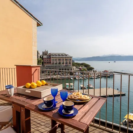 Terrazza Capellini 47 Porto Venere